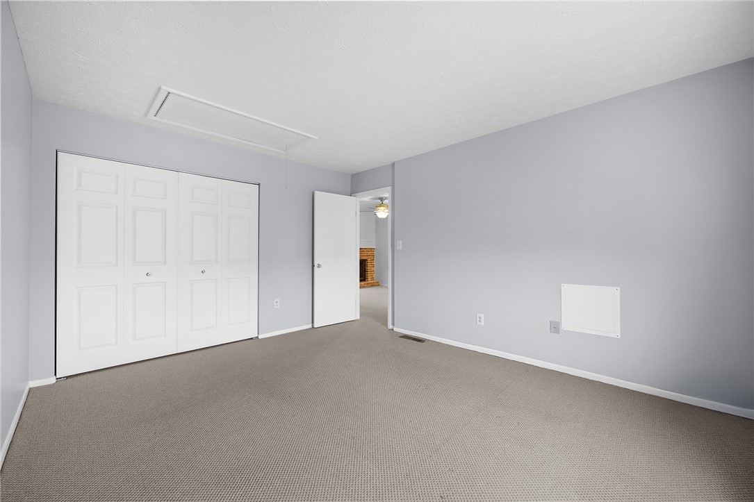 5053 Fountainwood Dr