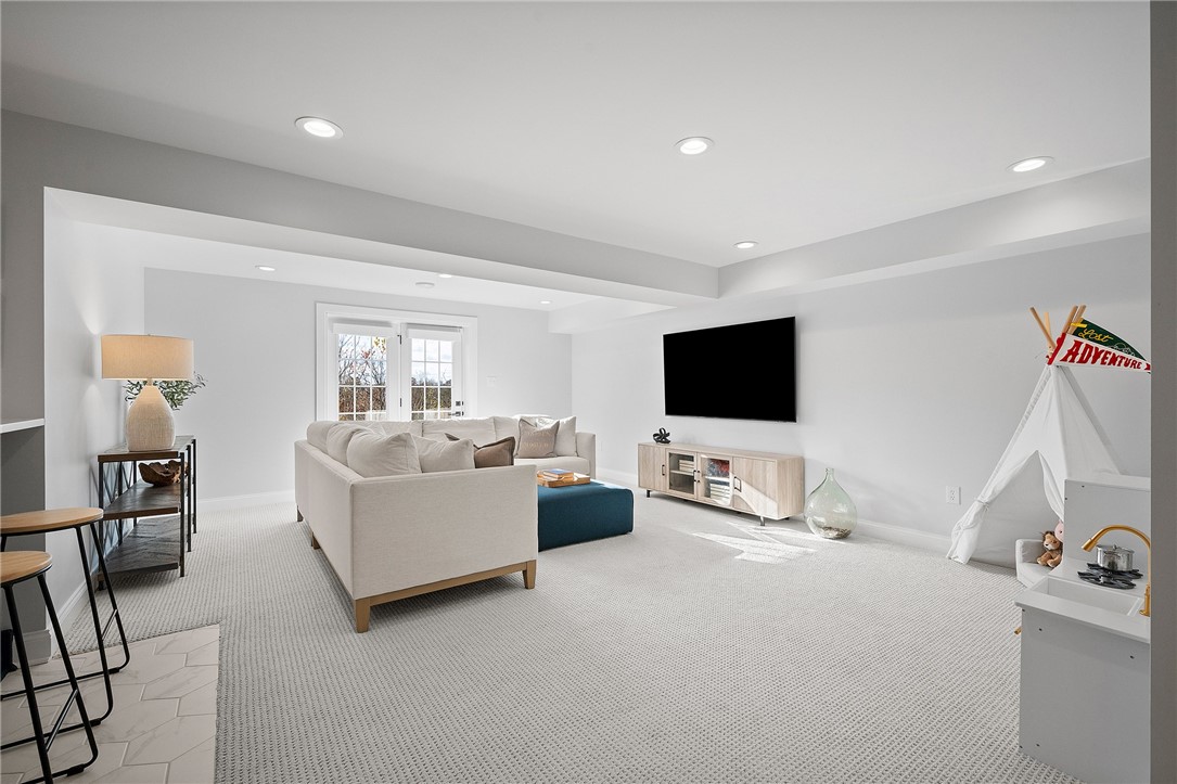 5169 Hampton Place Dr