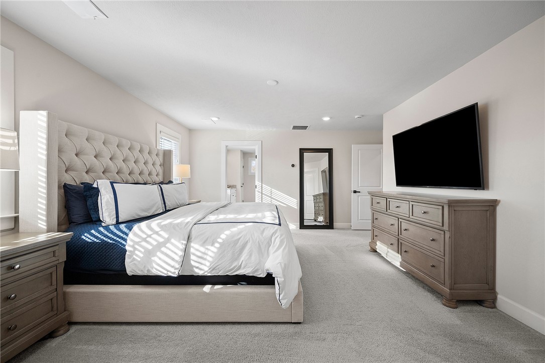 5169 Hampton Place Dr