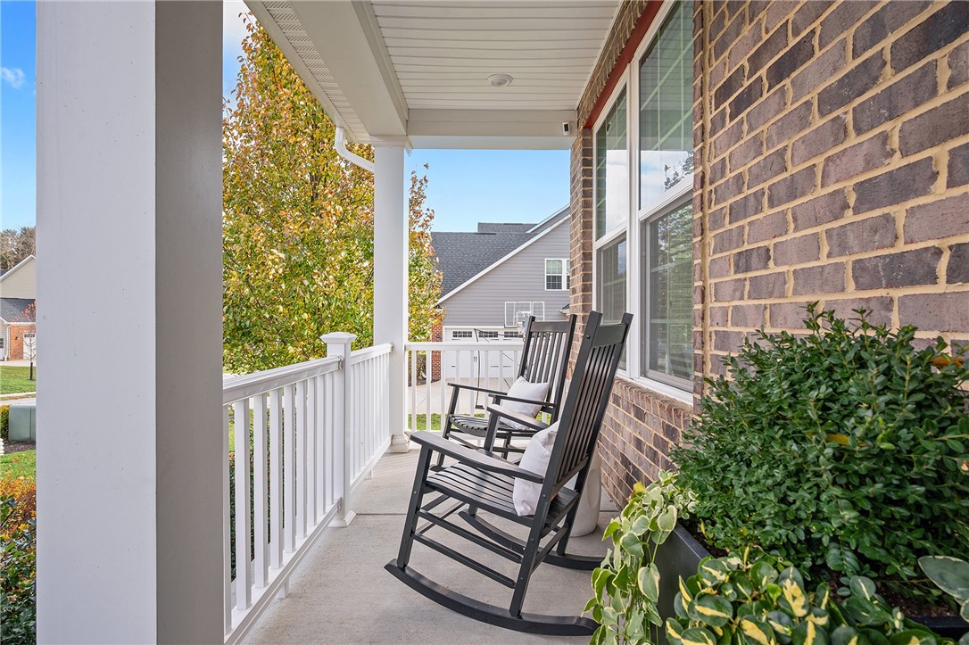 5169 Hampton Place Dr