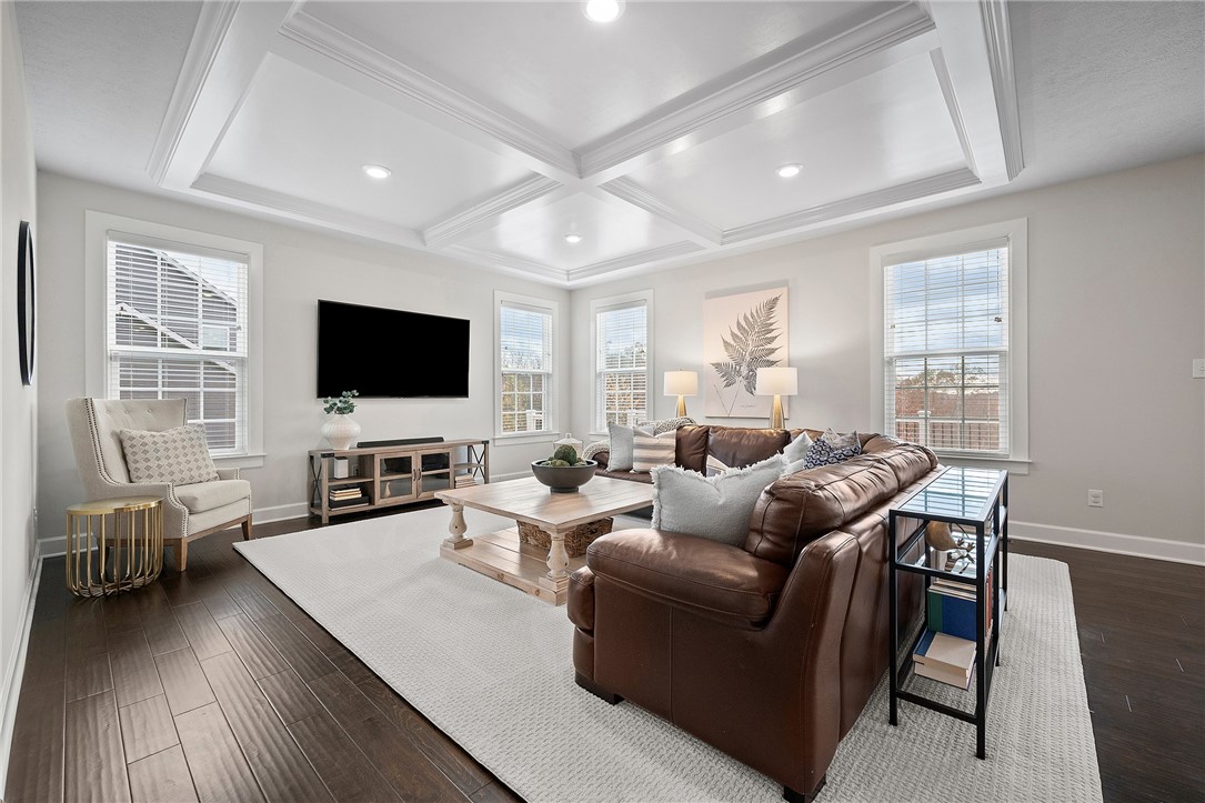 5169 Hampton Place Dr