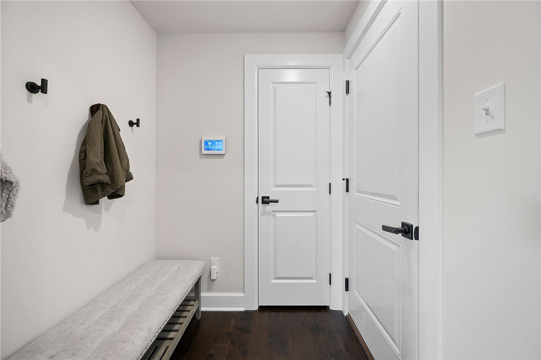 5169 Hampton Place Dr