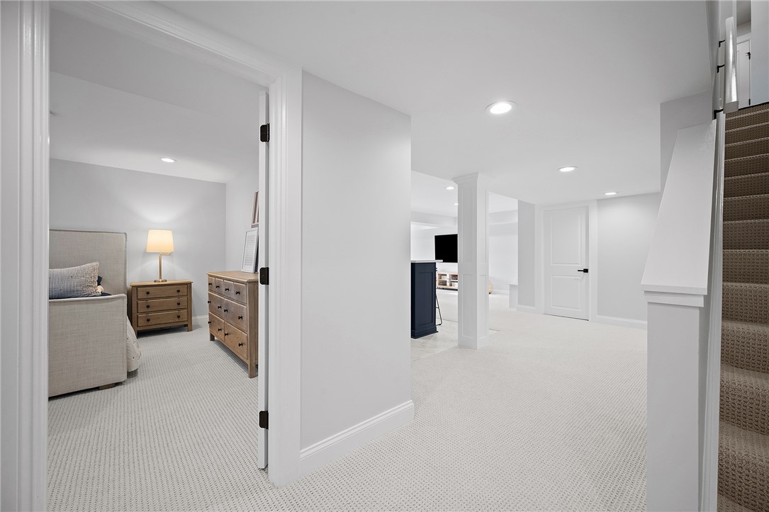 5169 Hampton Place Dr