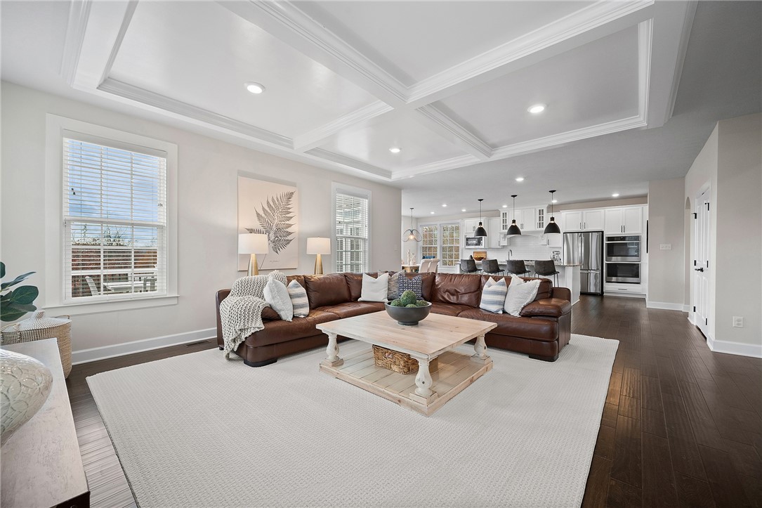 5169 Hampton Place Dr