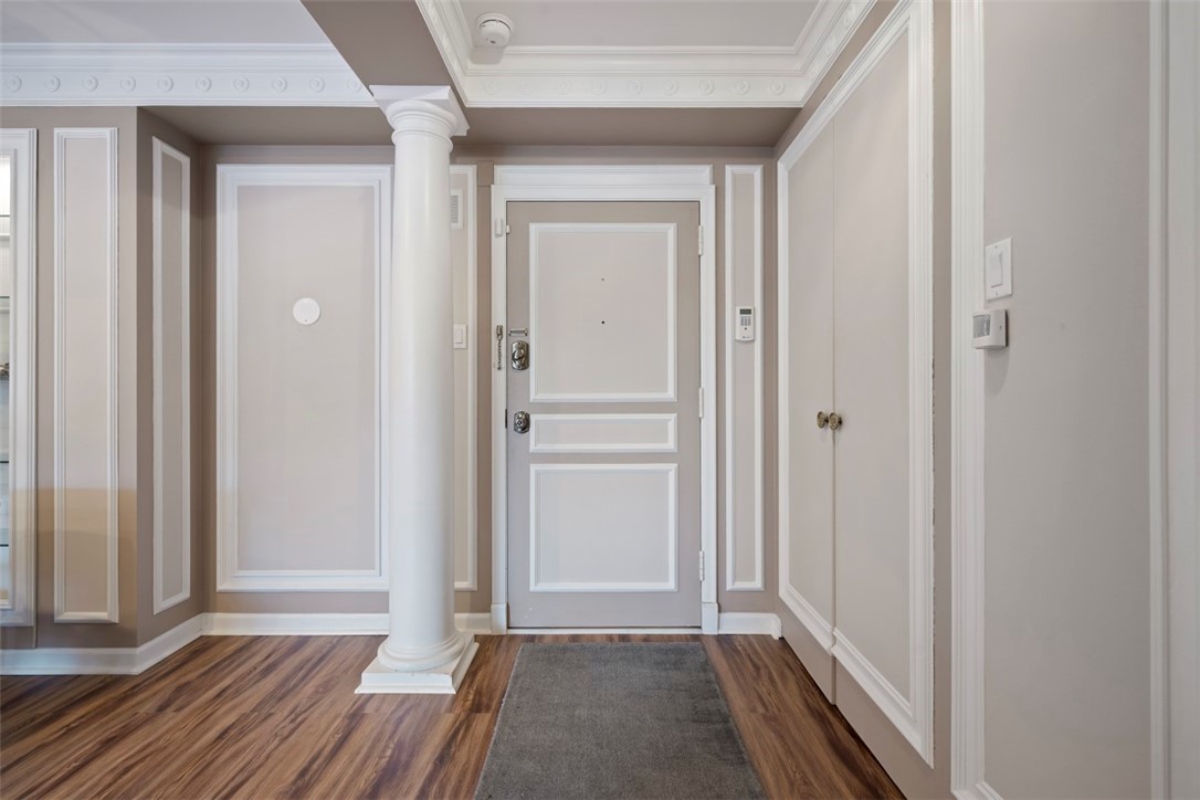 128 N Craig Street 415