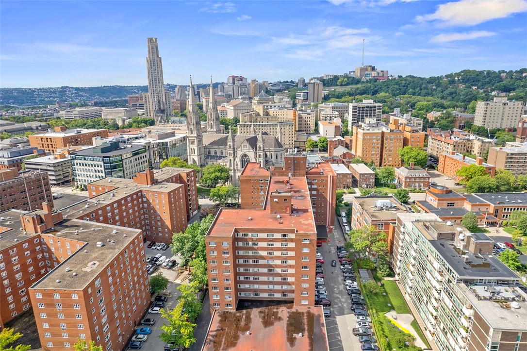 128 N Craig Street 415