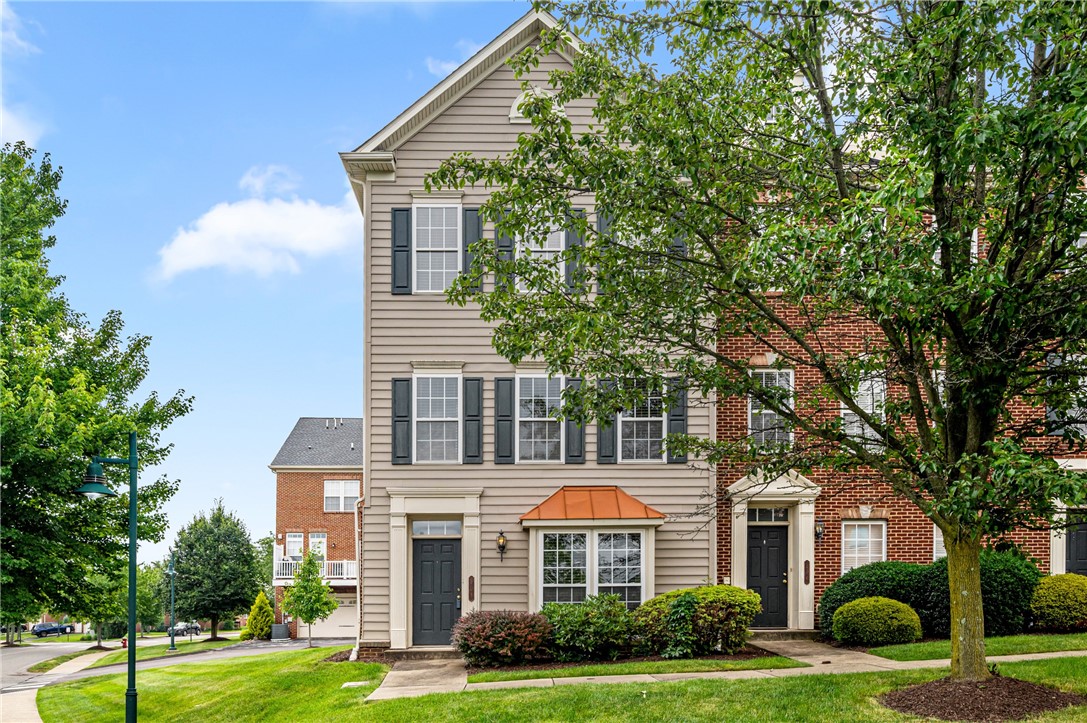 208 Village Place