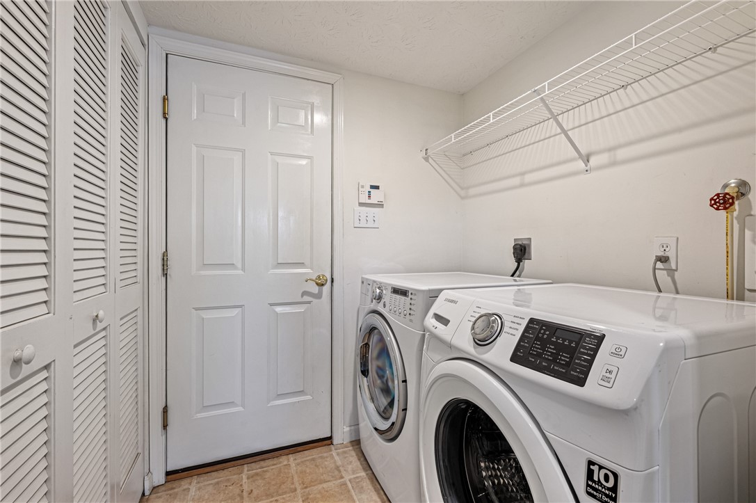 208 Village Place