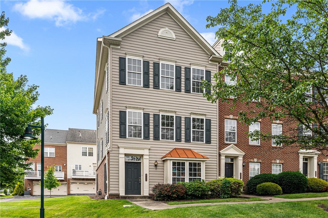 208 Village Place