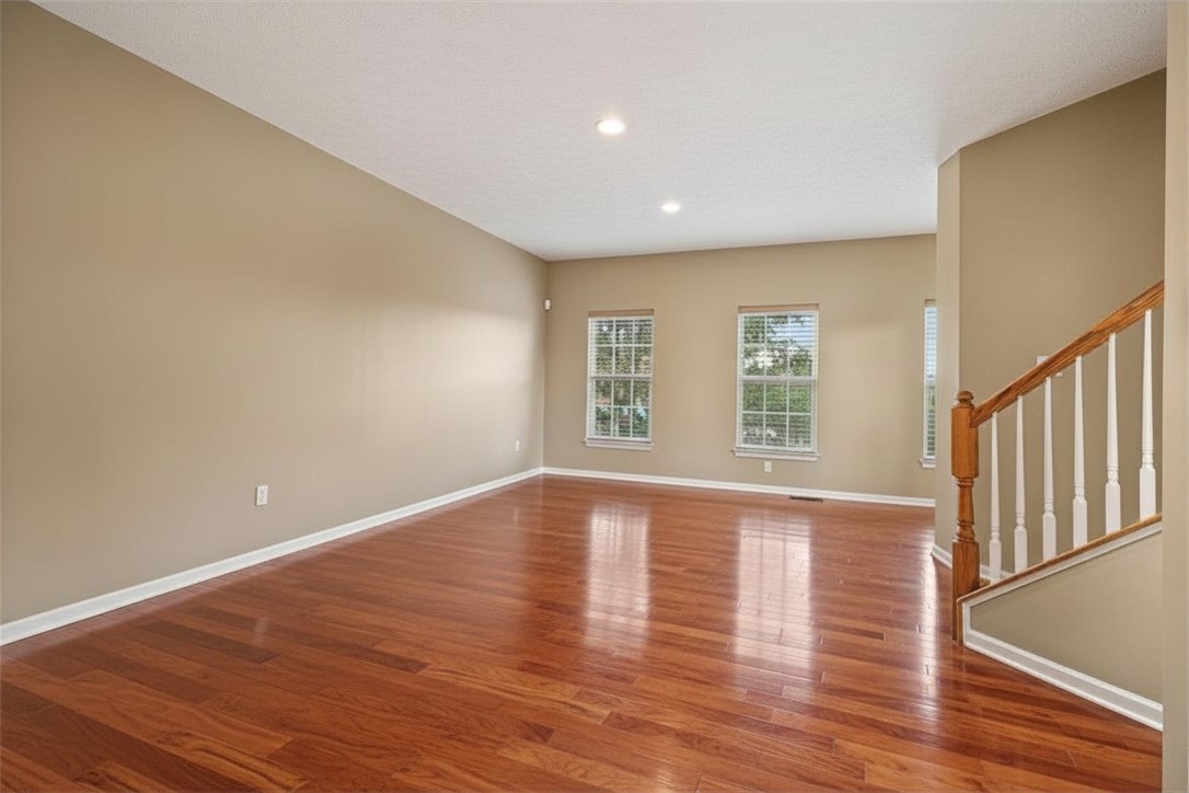 208 Village Place