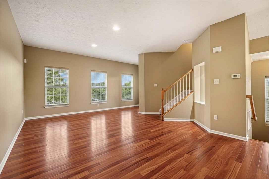 208 Village Place