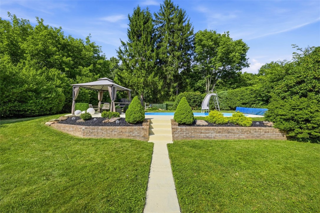 5520 Clearview Road