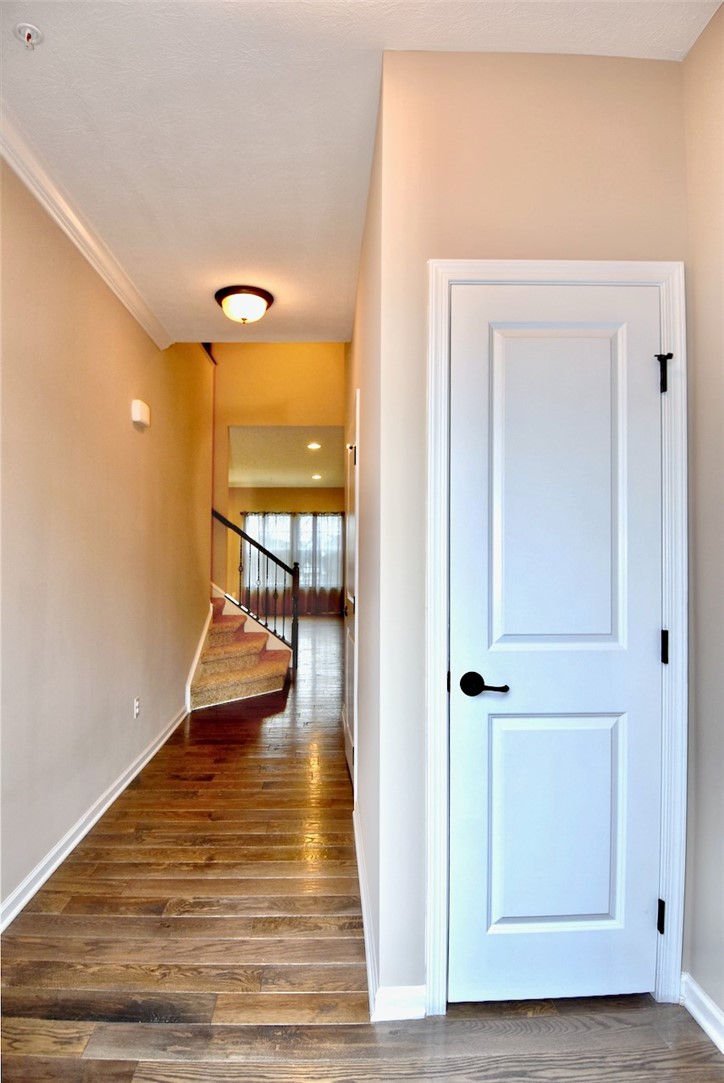 618 Edison Dr