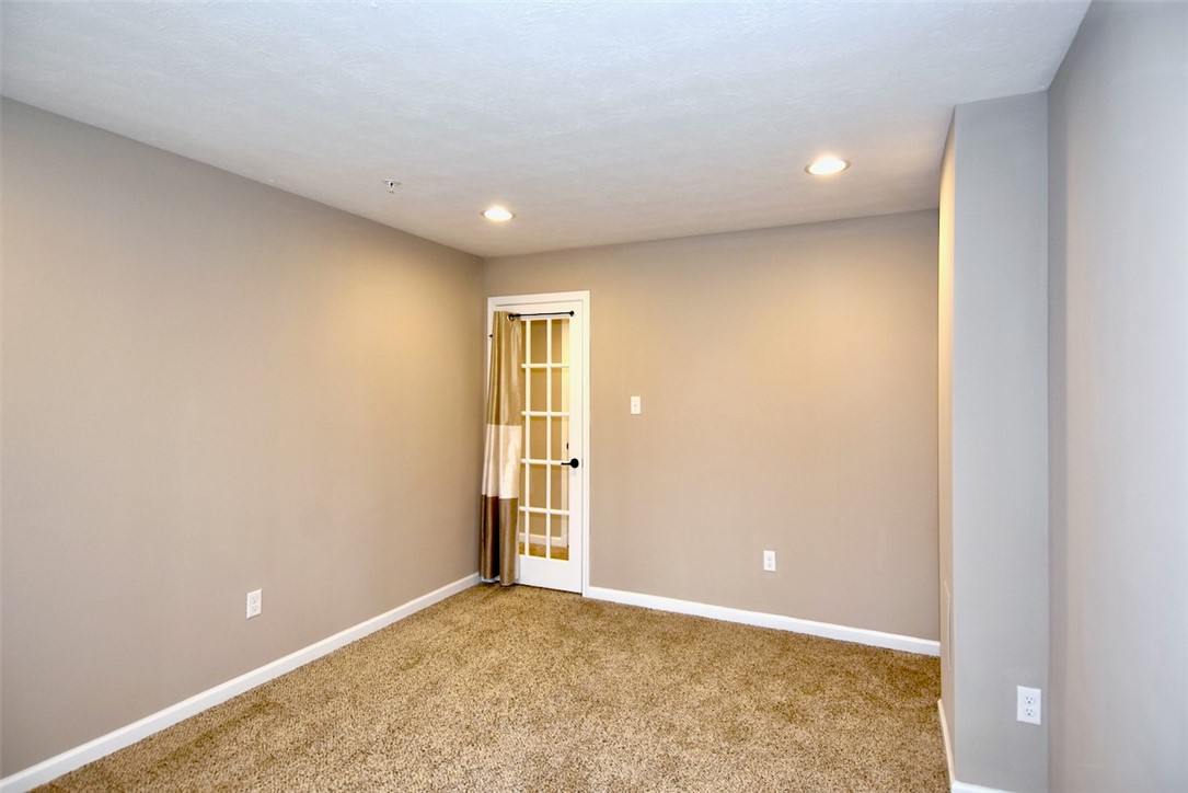 618 Edison Dr