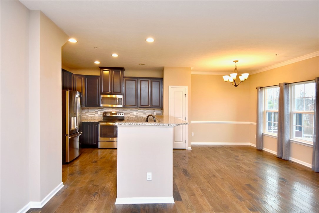 618 Edison Dr