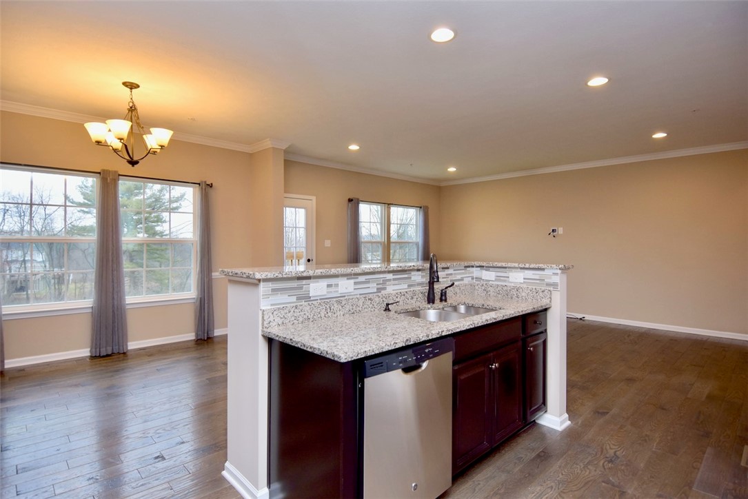 618 Edison Dr