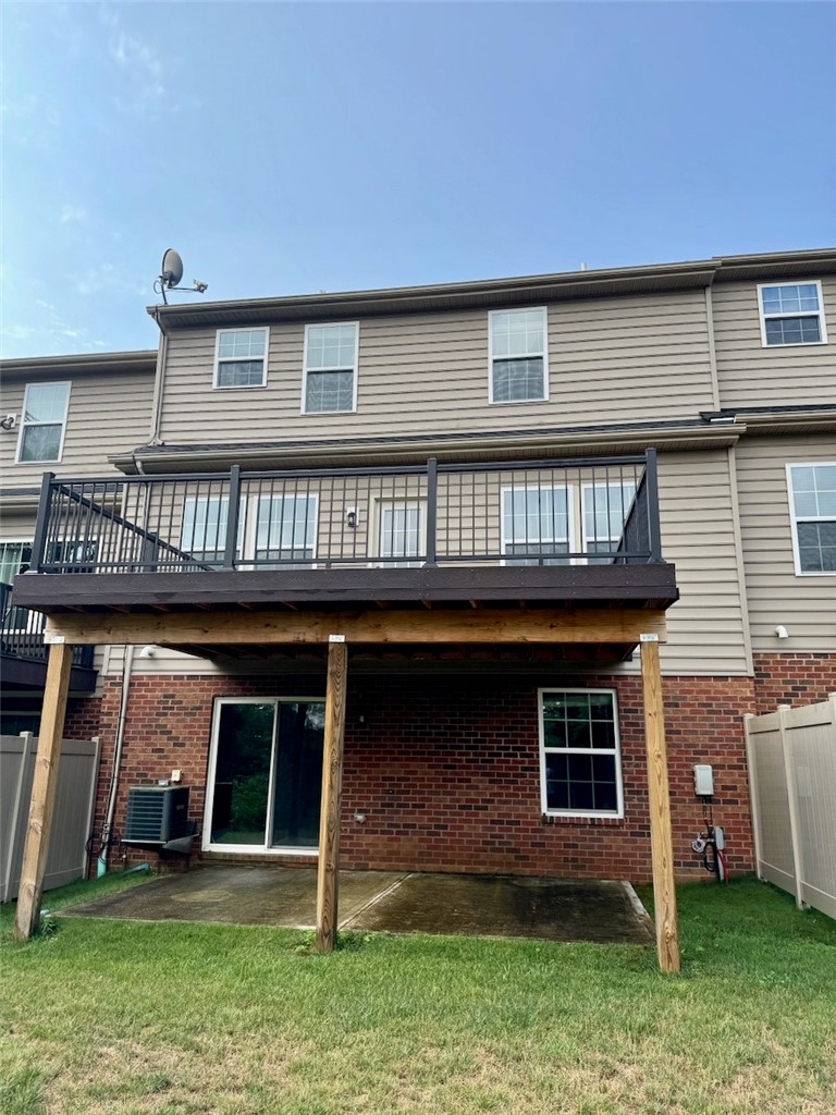 618 Edison Dr