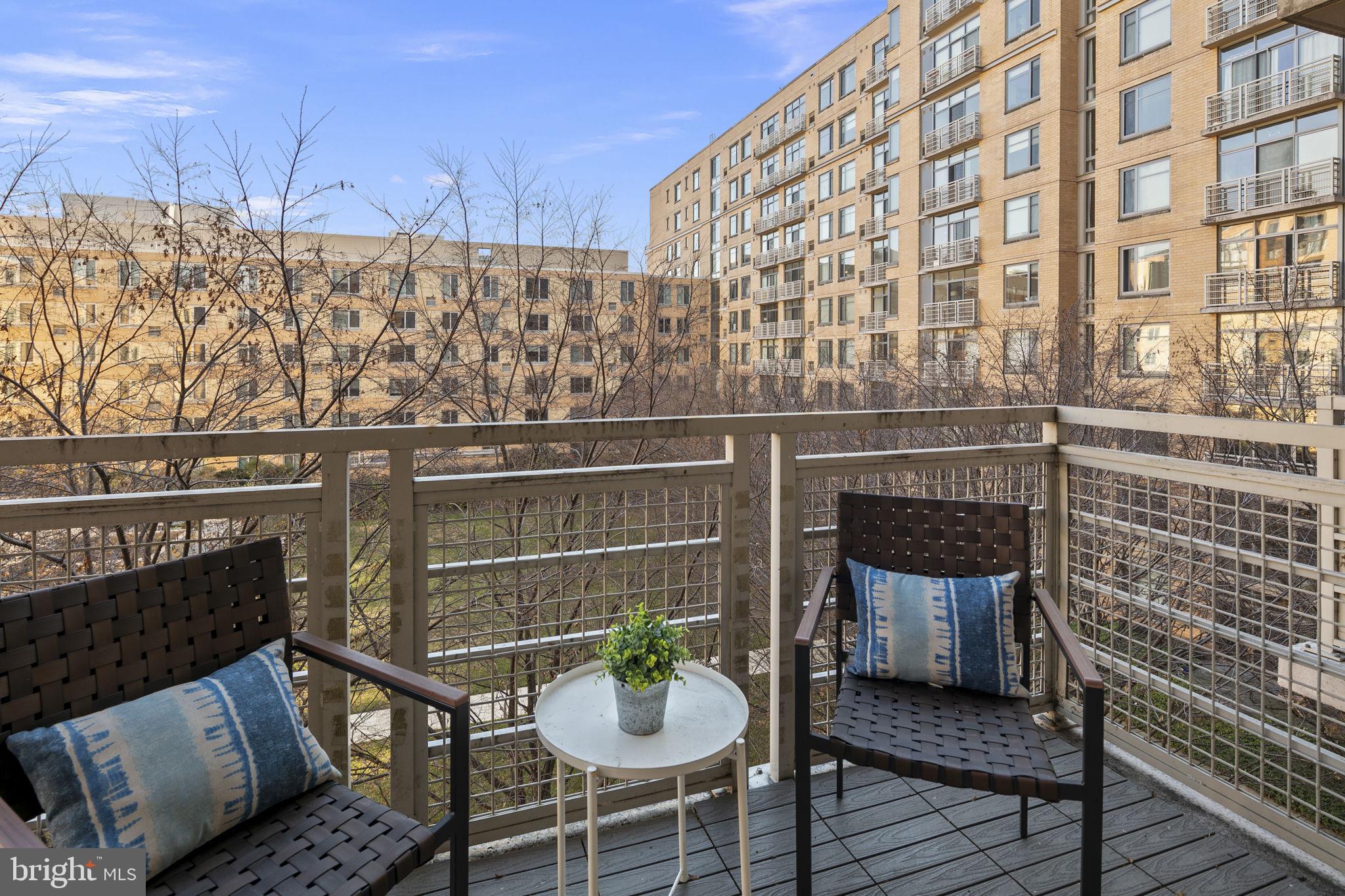 475 K STREET NW 606