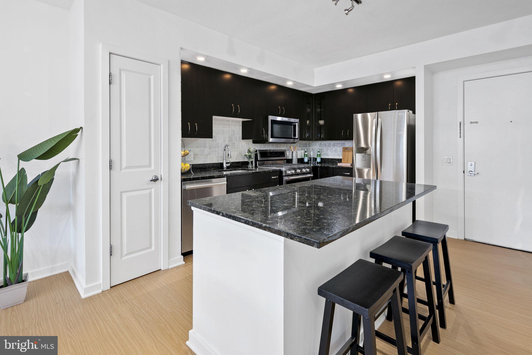 475 K STREET NW 606
