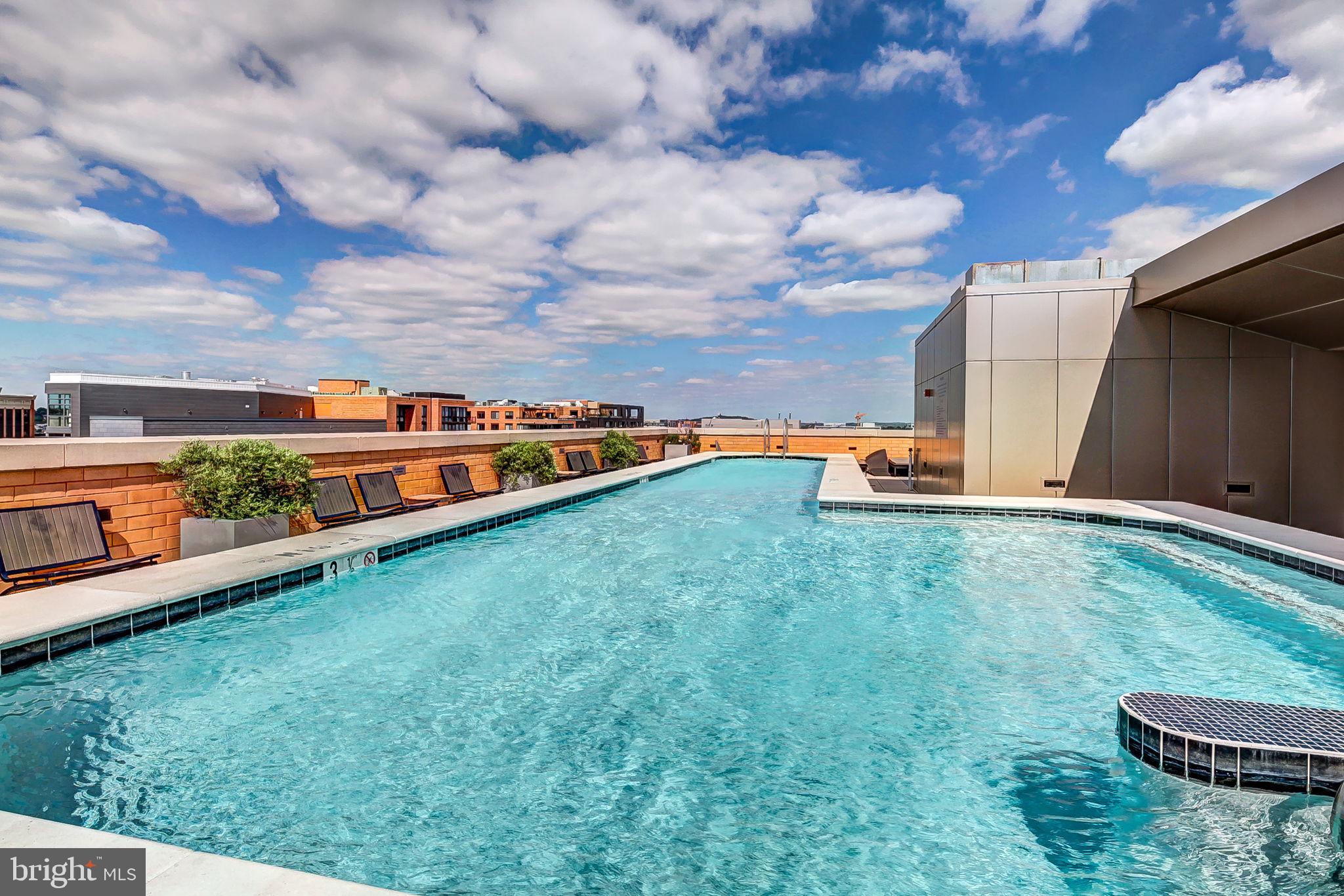 475 K STREET NW 606