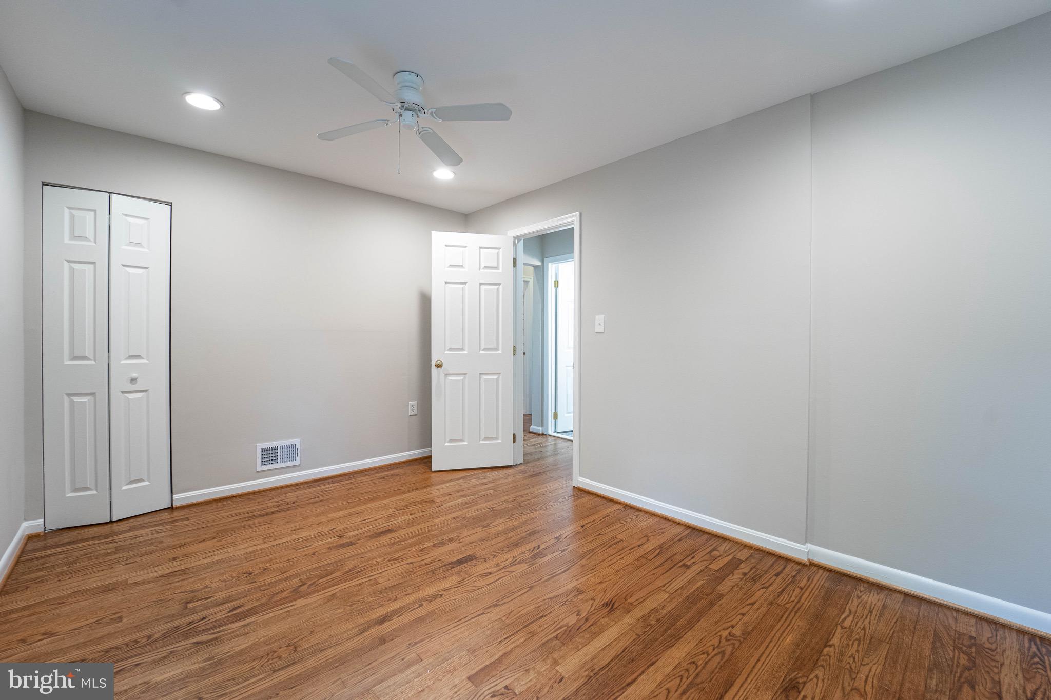 298 CEDAR LANE
