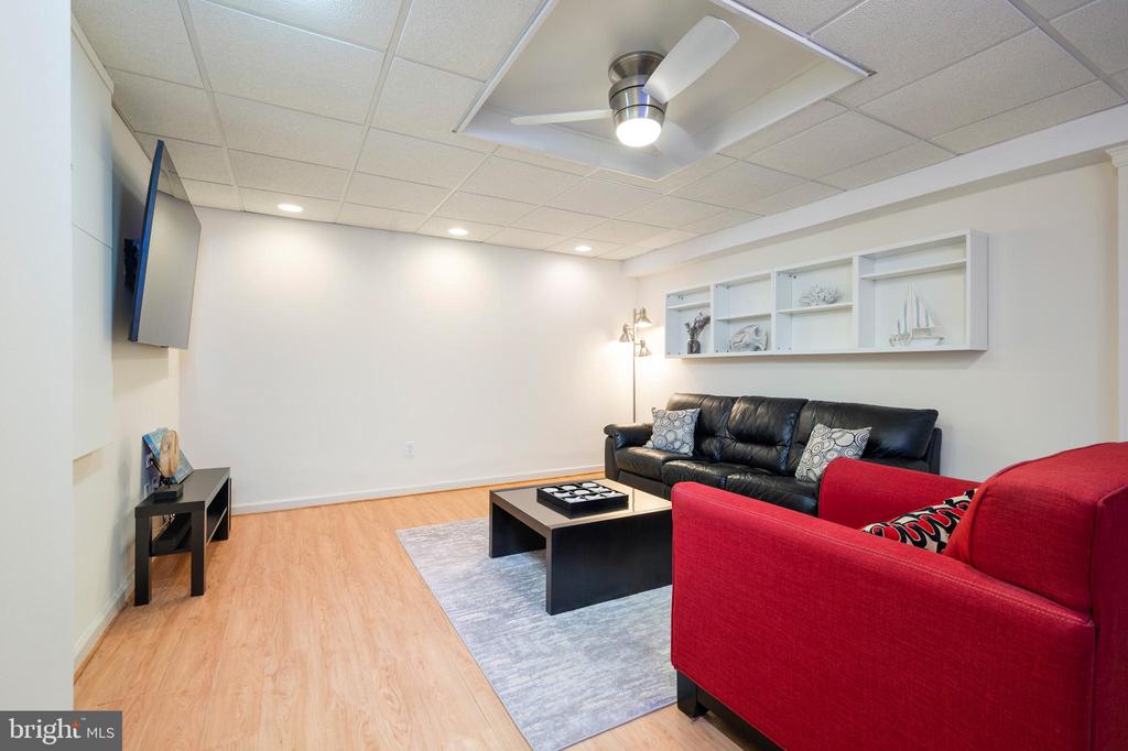 3505 RIDGEMOOR DRIVE
