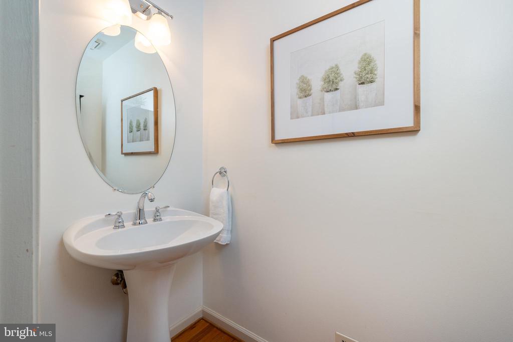3505 RIDGEMOOR DRIVE