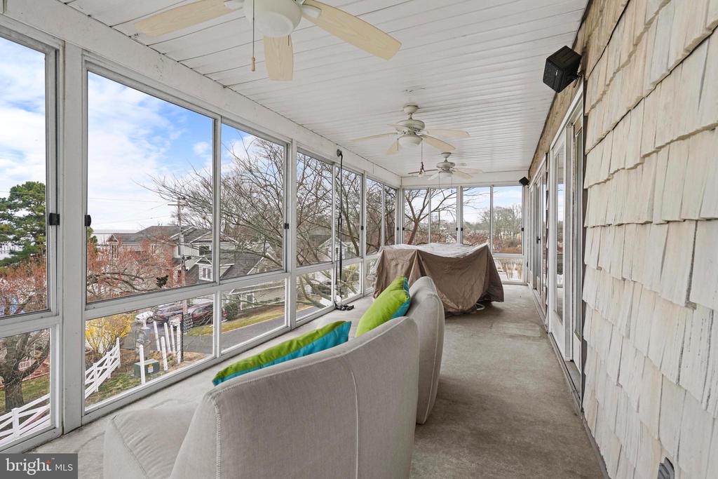6218 NUTWELL DRIVE