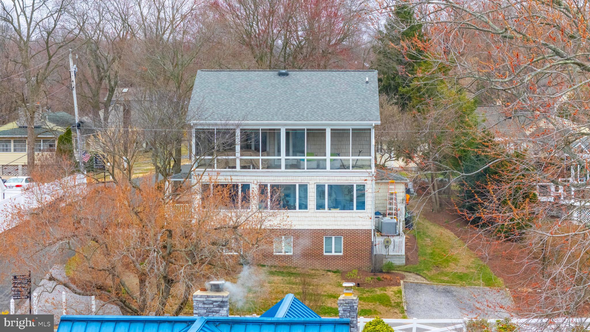 6218 NUTWELL DRIVE