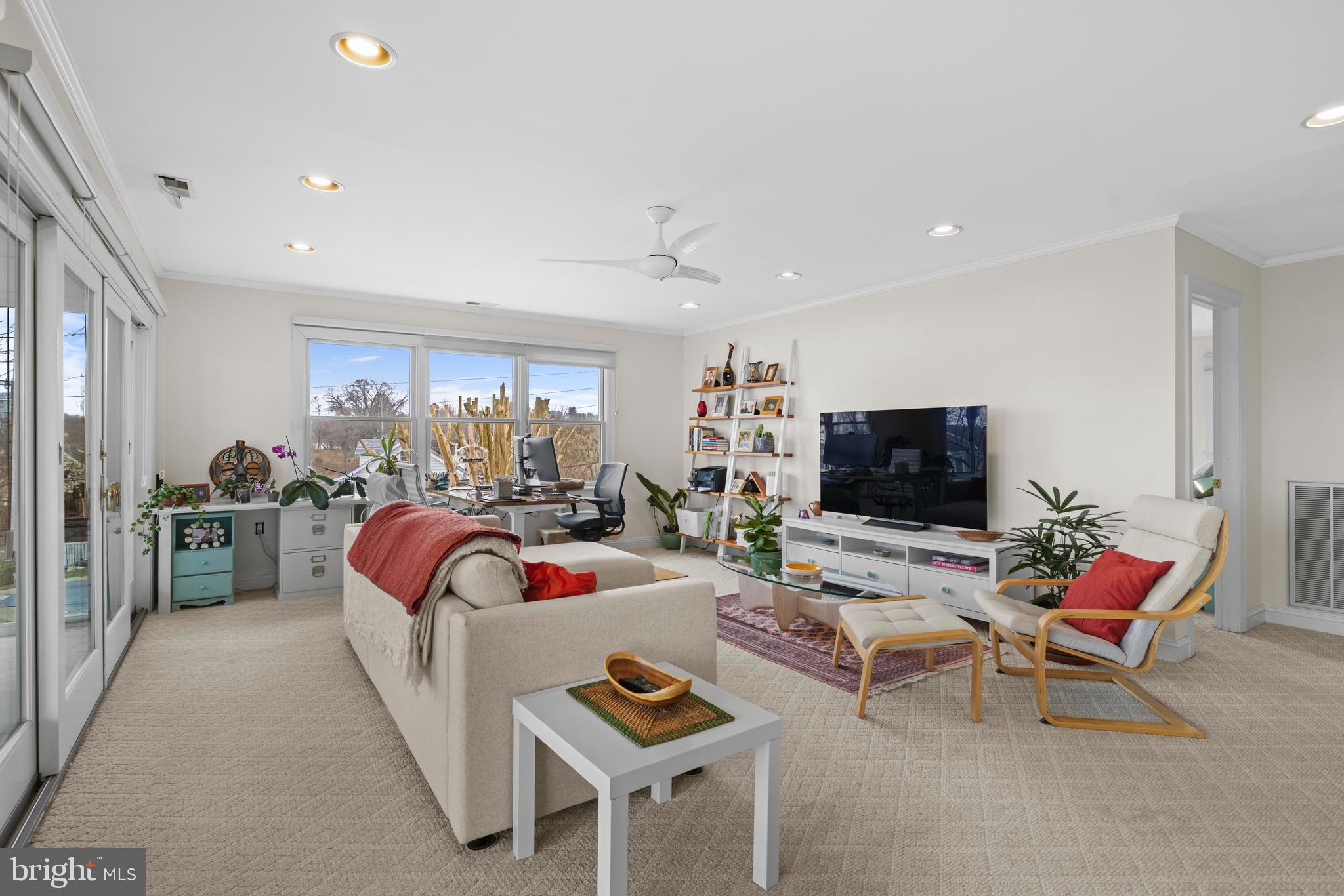 6218 NUTWELL DRIVE