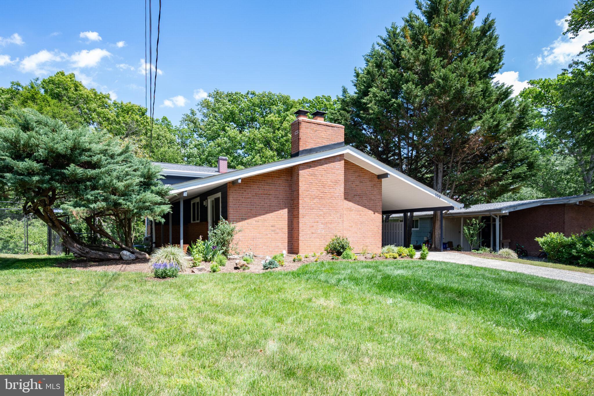 109 BLUFF TERRACE