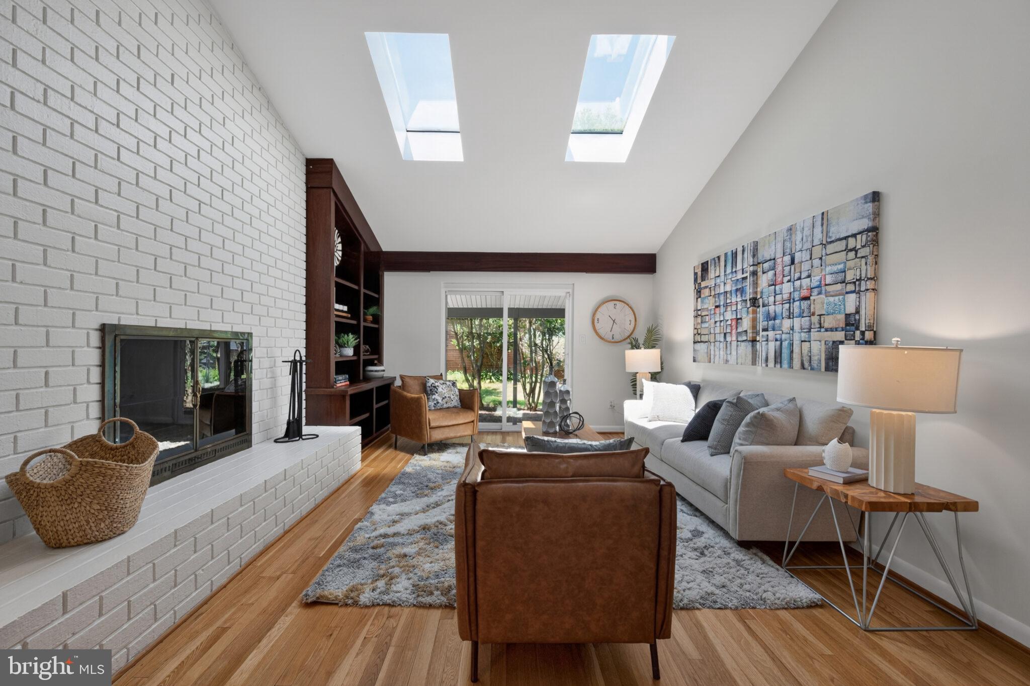 109 BLUFF TERRACE