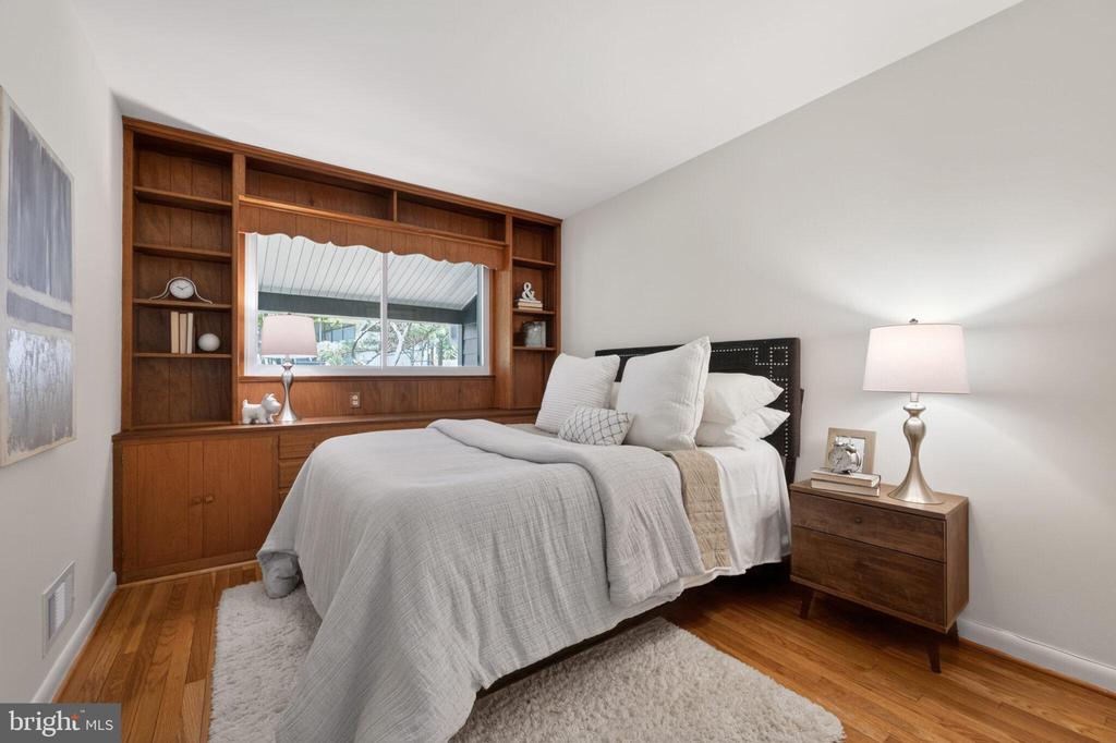 109 BLUFF TERRACE