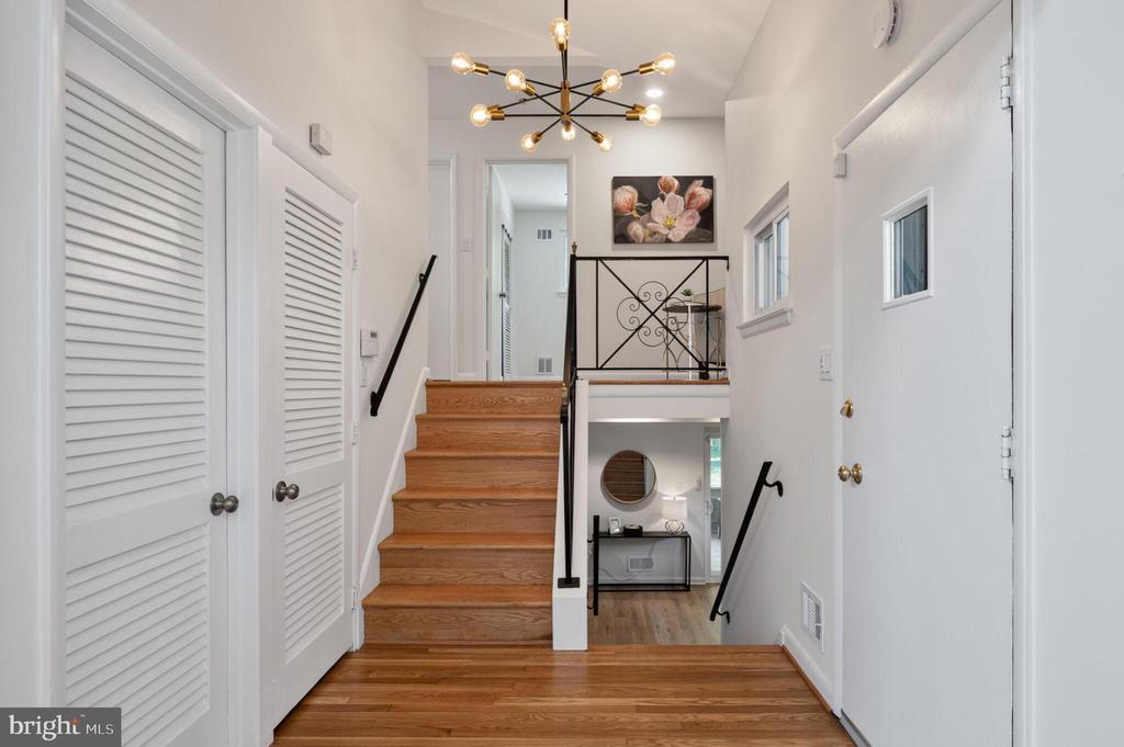 109 BLUFF TERRACE