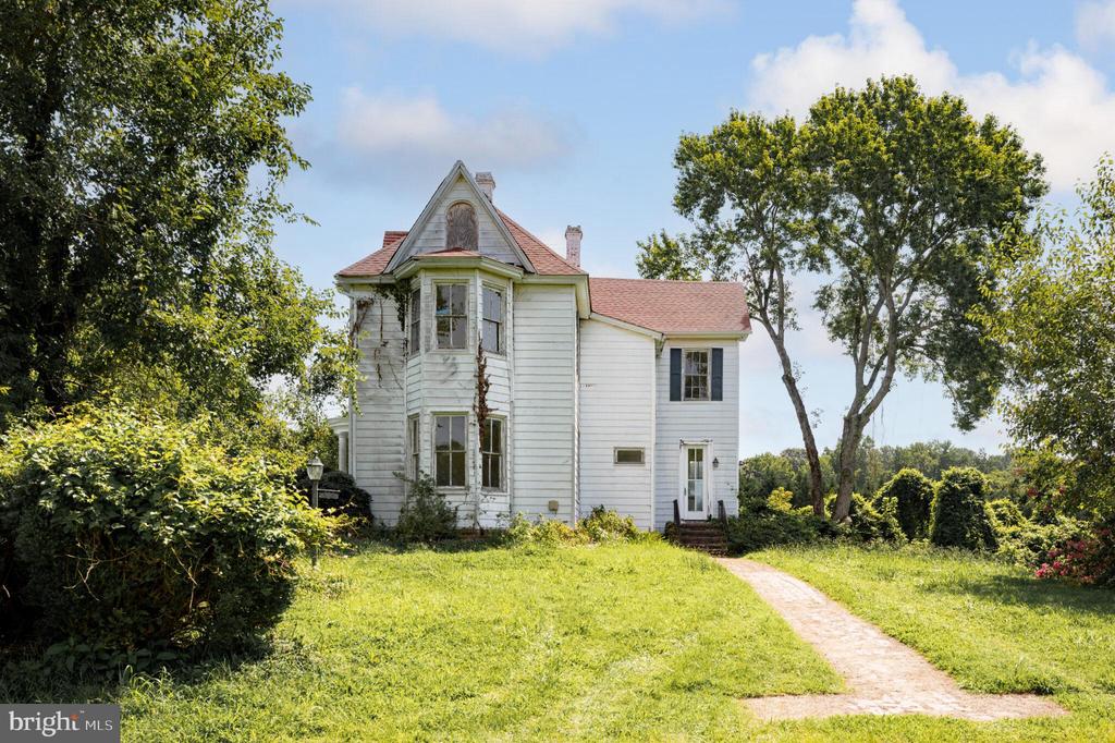 13907 CANDY HILL ROAD