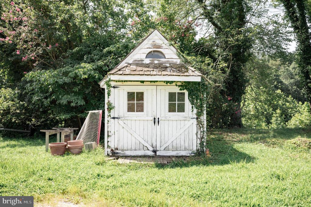 13907 CANDY HILL ROAD