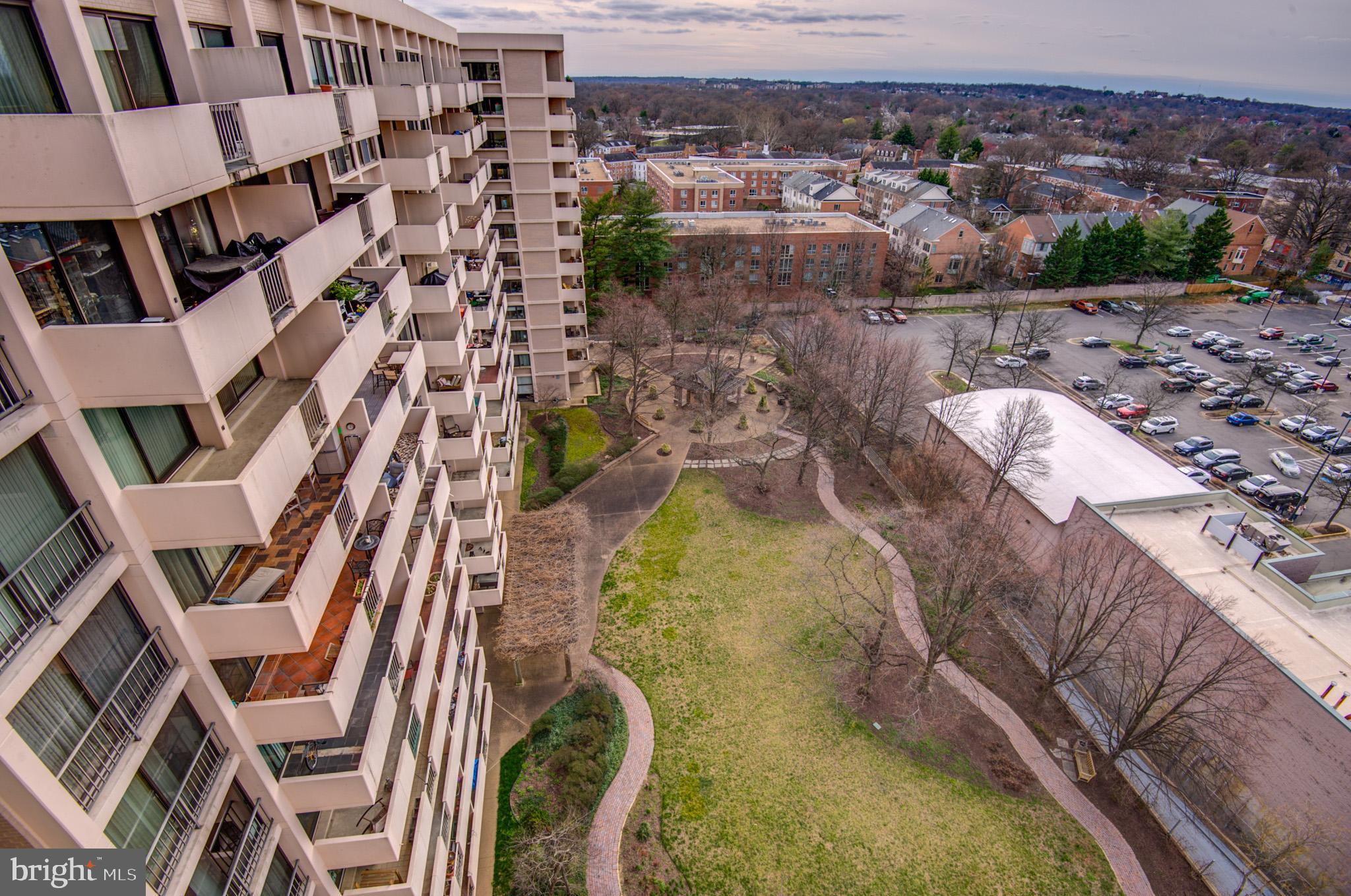 4141 N HENDERSON ROAD 1218