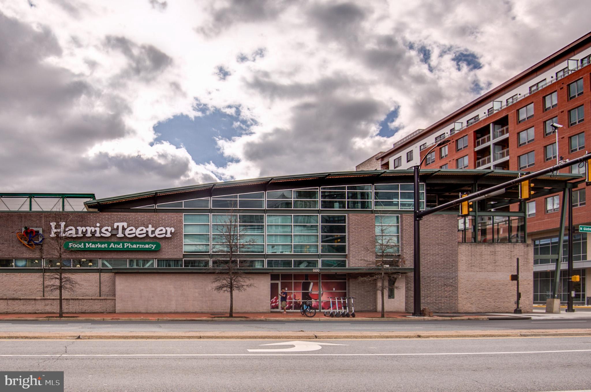 4141 N HENDERSON ROAD 1218