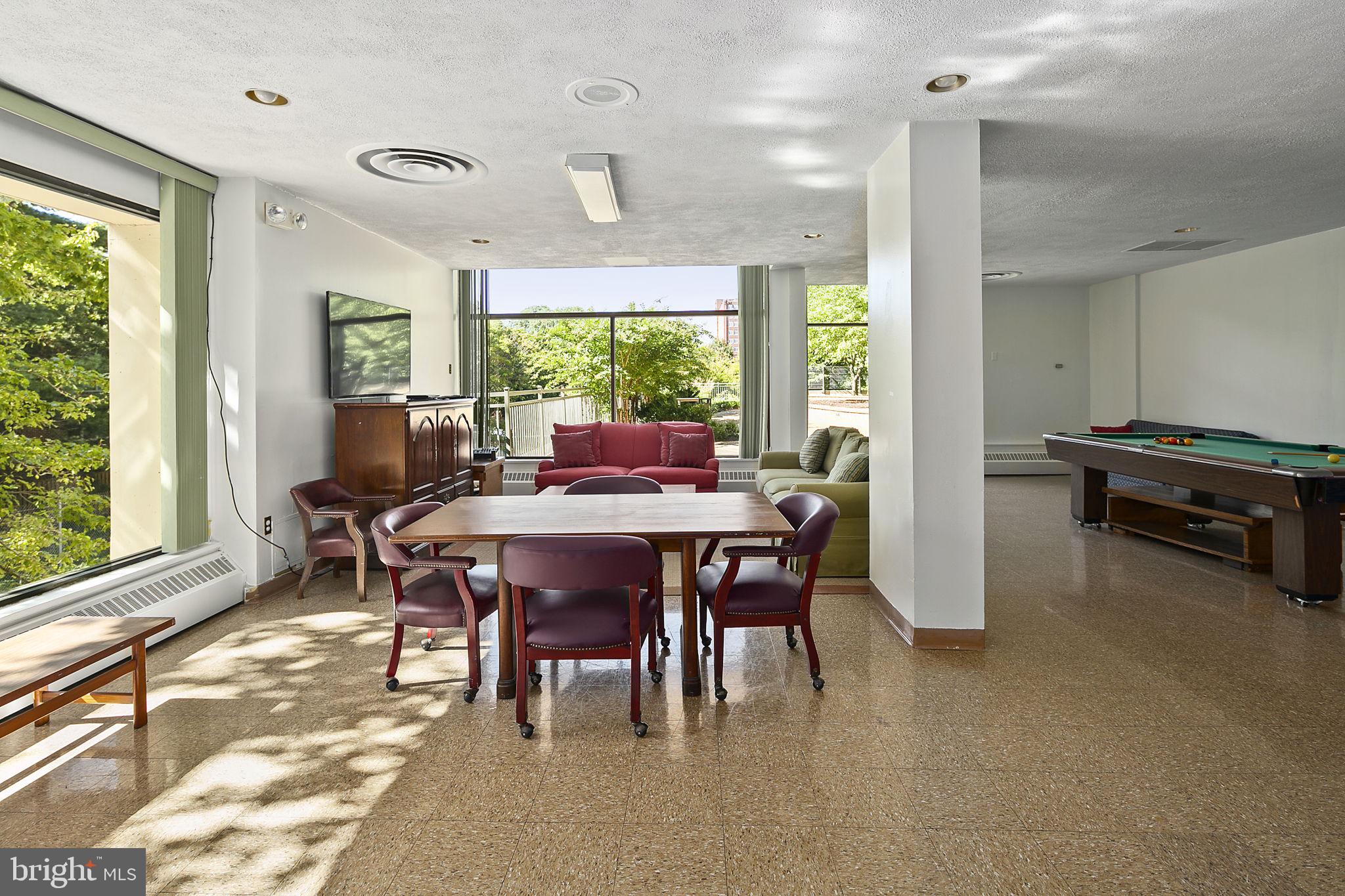 4141 N HENDERSON ROAD 1218