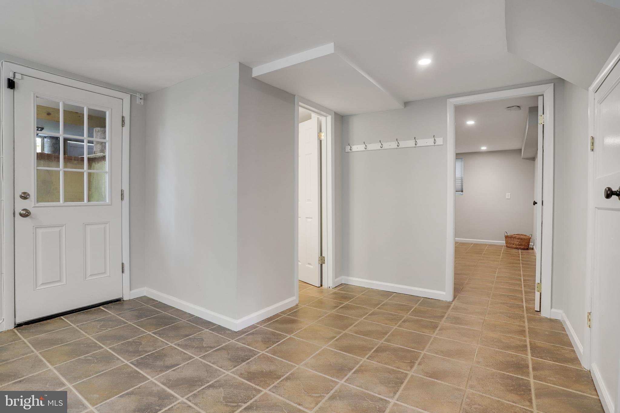 416 N KENSINGTON STREET