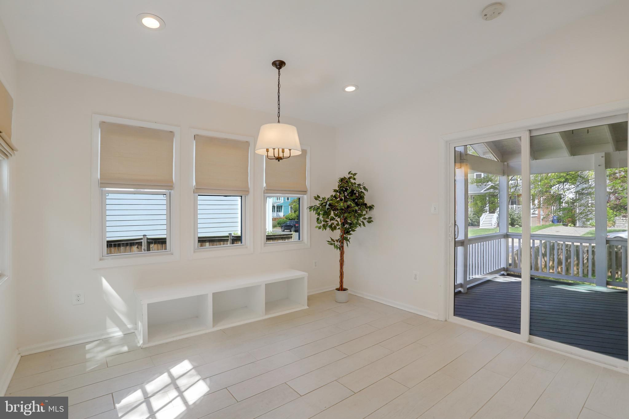 416 N KENSINGTON STREET