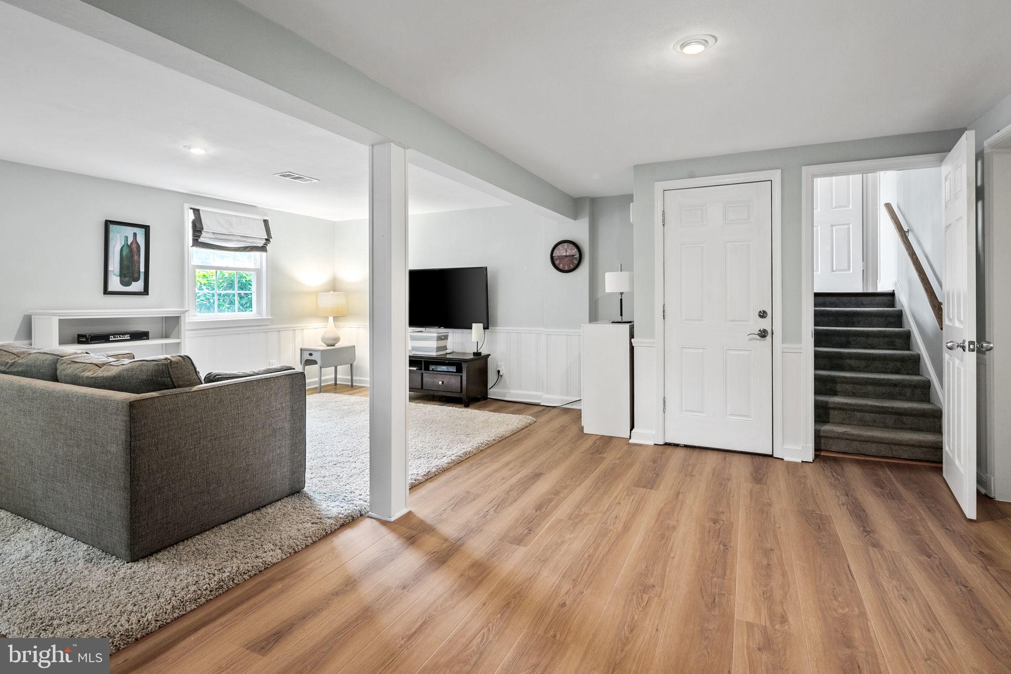 2512 N QUINCY STREET