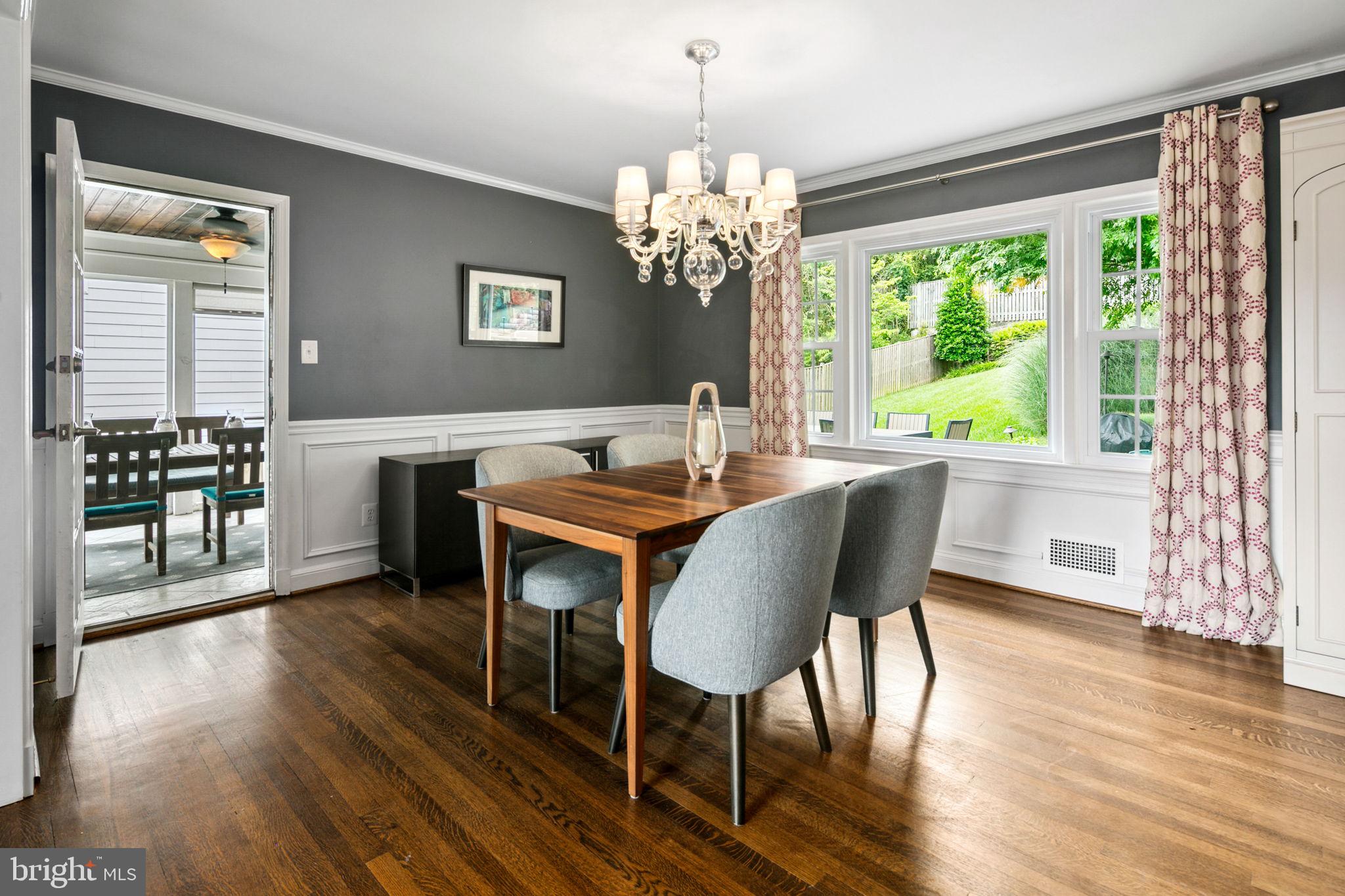 2512 N QUINCY STREET