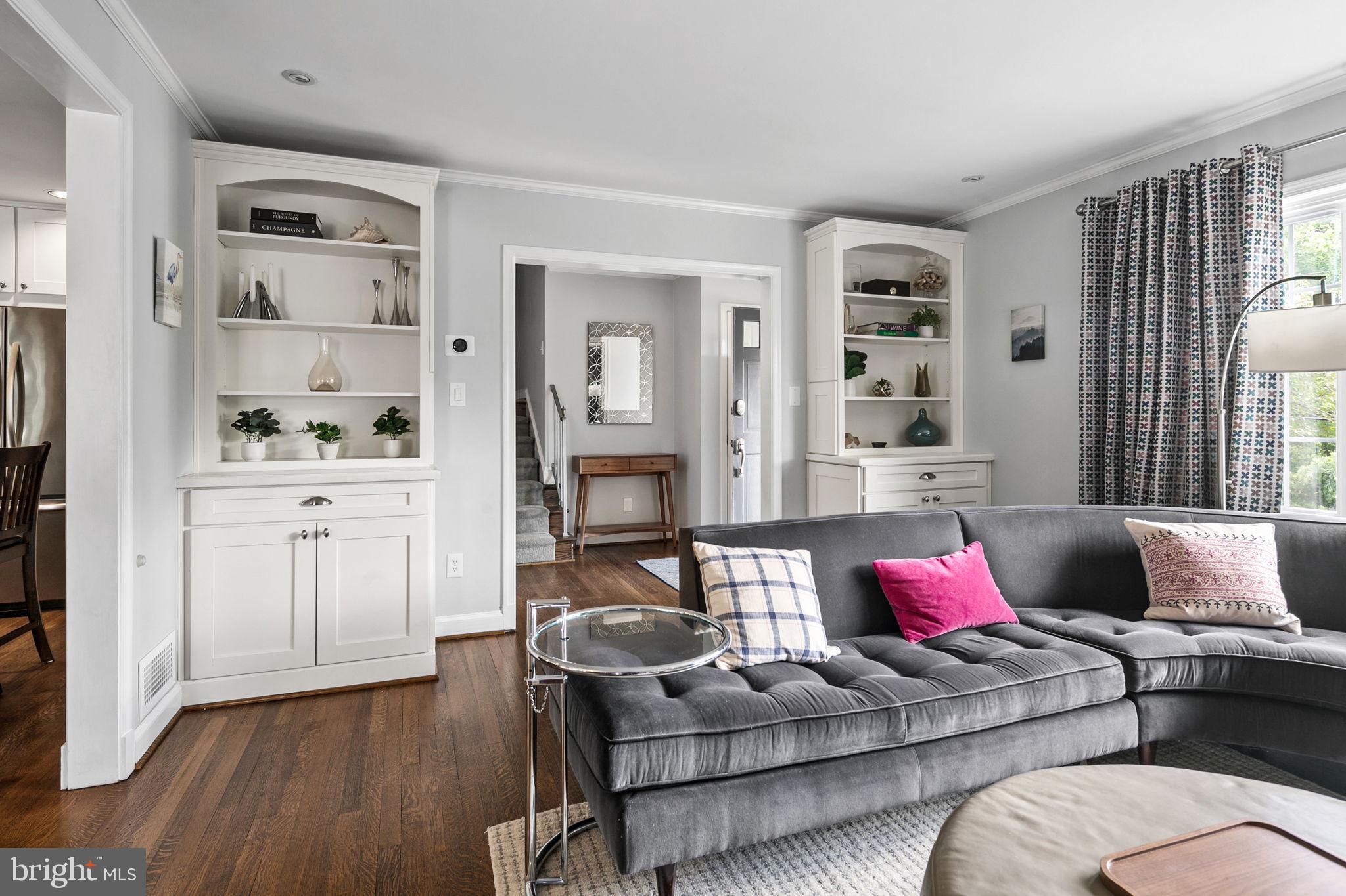 2512 N QUINCY STREET