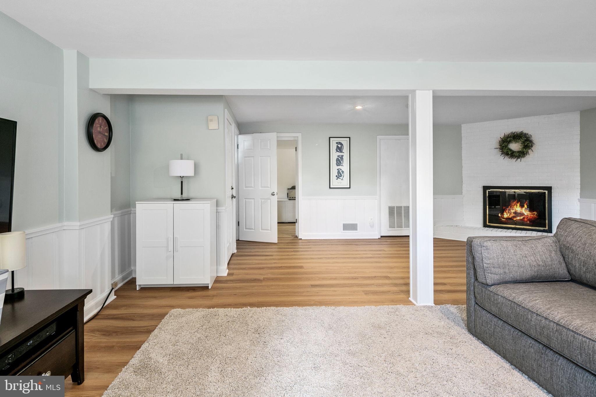 2512 N QUINCY STREET