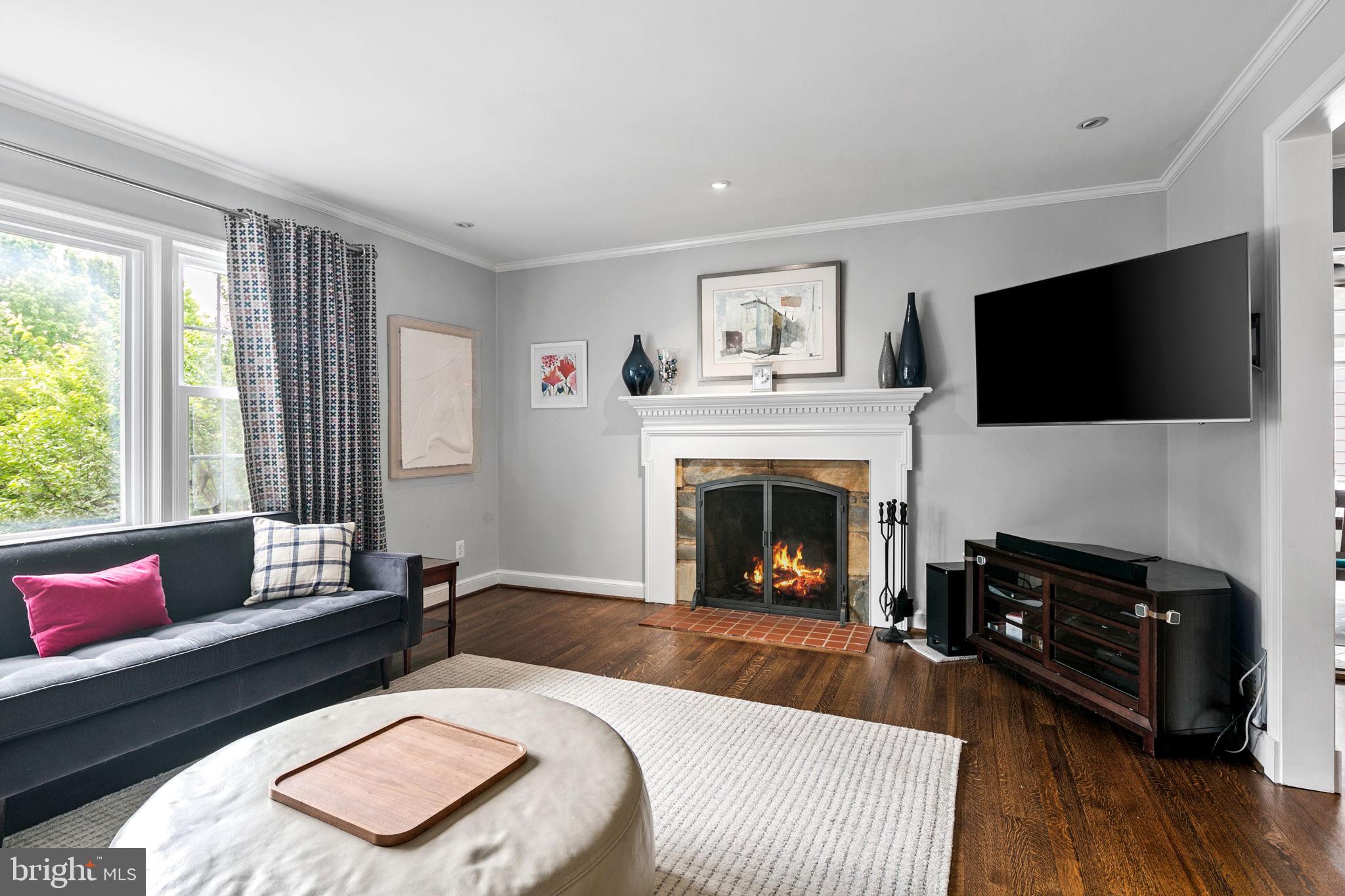 2512 N QUINCY STREET