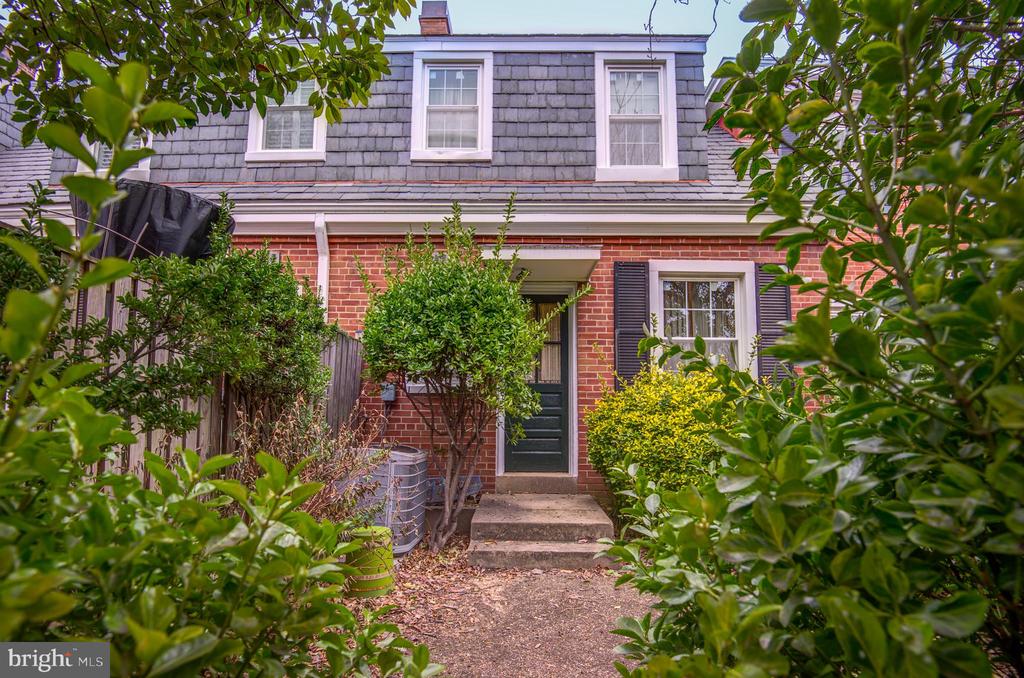 4516 34TH STREET S