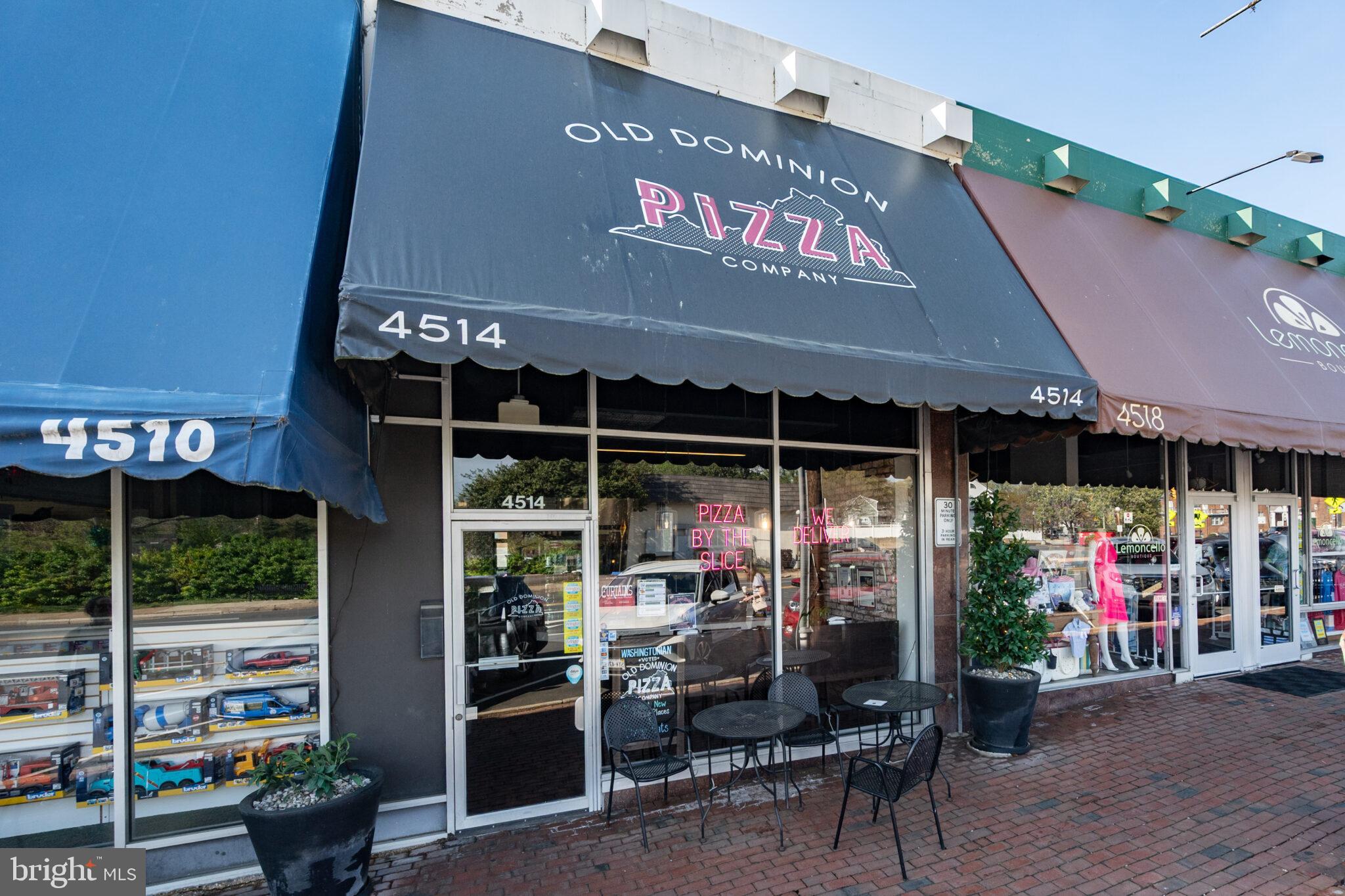 2124 N TAZEWELL COURT