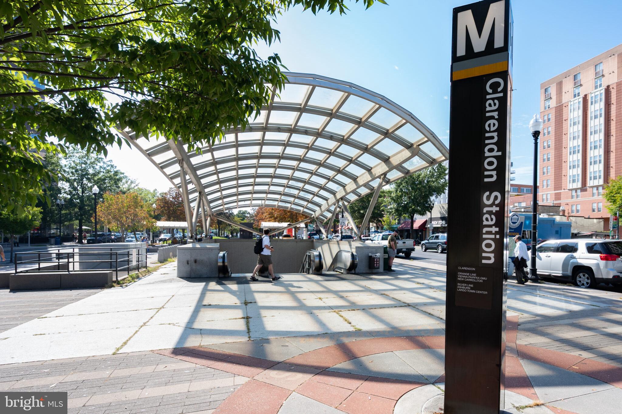 2124 N TAZEWELL COURT