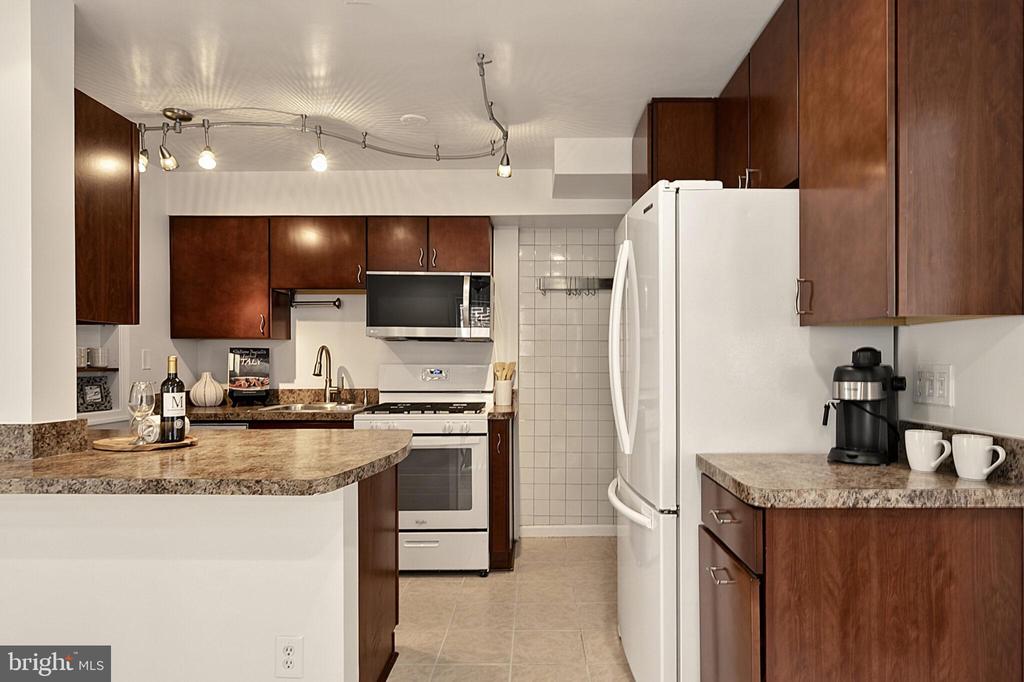 3707 1ST ROAD S